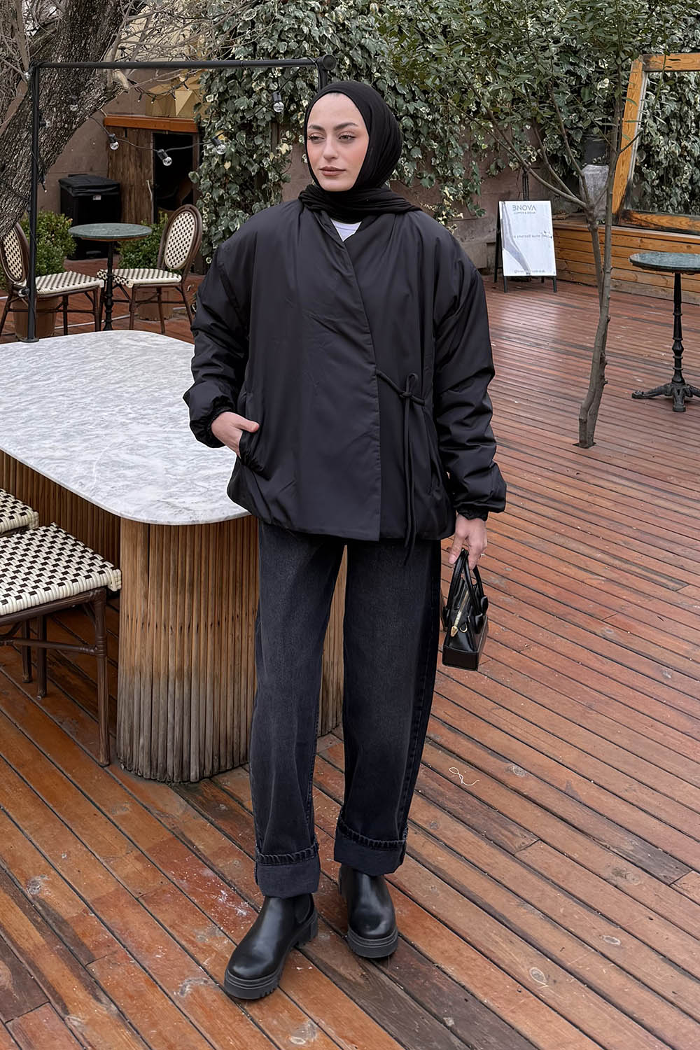 Lamelif Bağlama Detaylı Mont Siyah