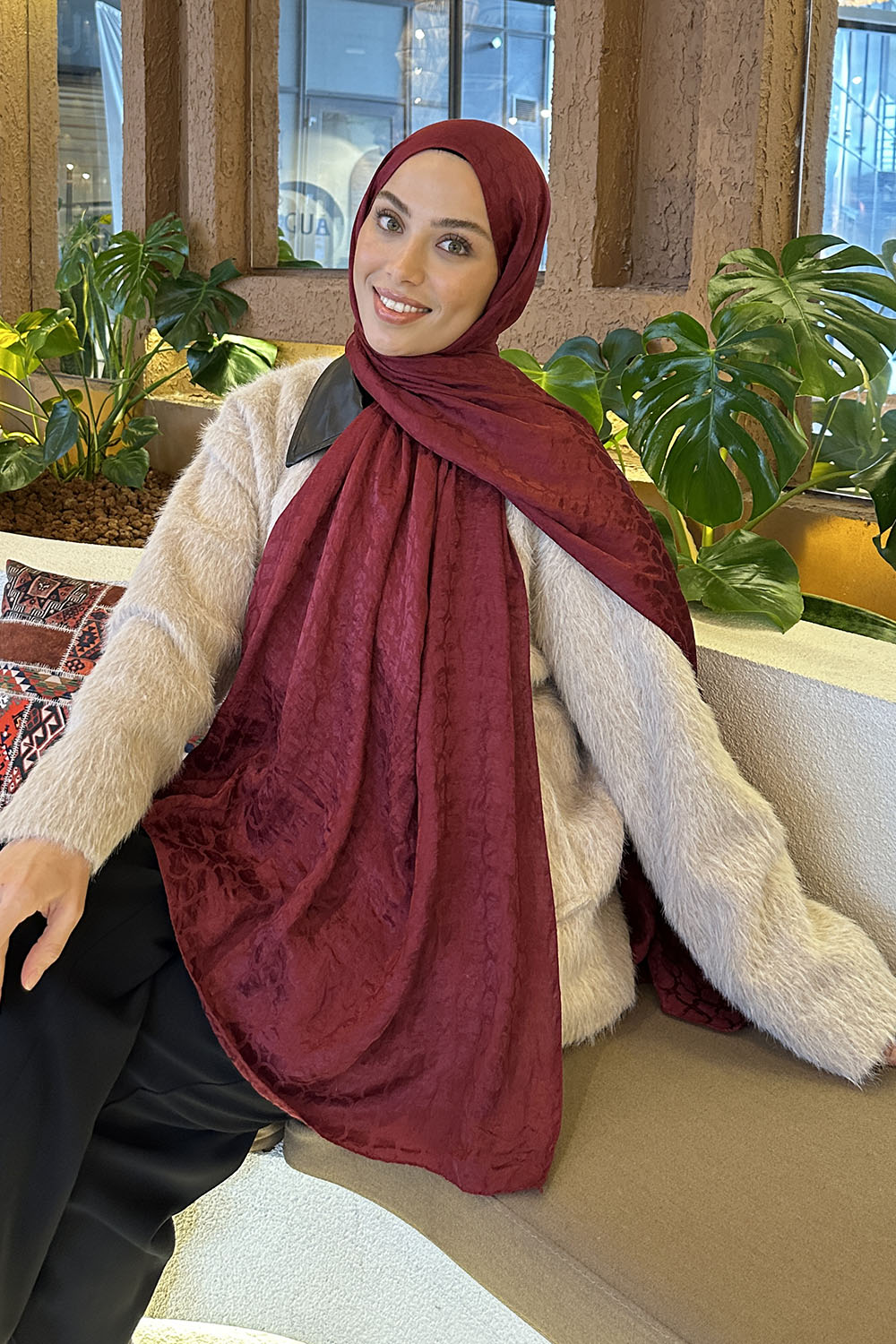 Lamelif  Bloom Desen Ayrobin Floş Jakar  Şal Bordo