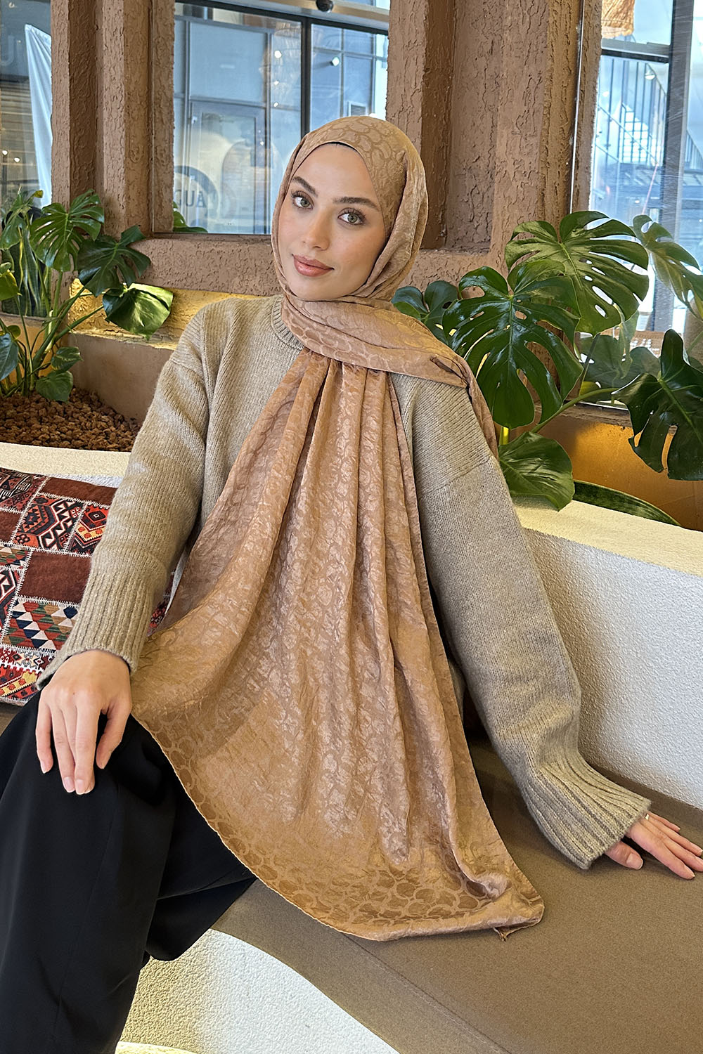 Lamelif  Bloom Desen Ayrobin Floş Jakar  Şal Camel