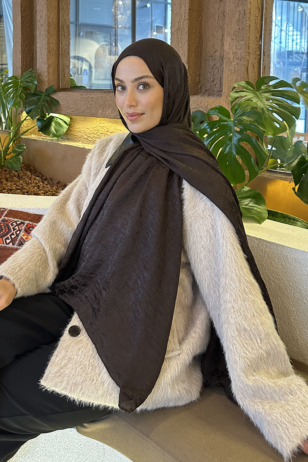 Lamelif  G Desen Ayrobin Floş Jakar  Şal Acı Kahve