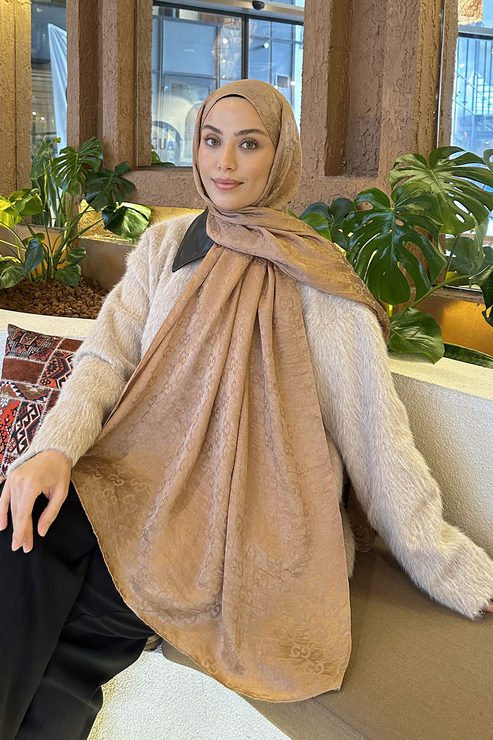 Lamelif  G Desen Ayrobin Floş Jakar  Şal Camel