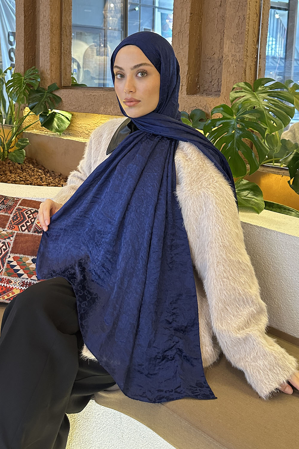 Lamelif  G Desen Ayrobin Floş Jakar  Şal Gece Mavisi