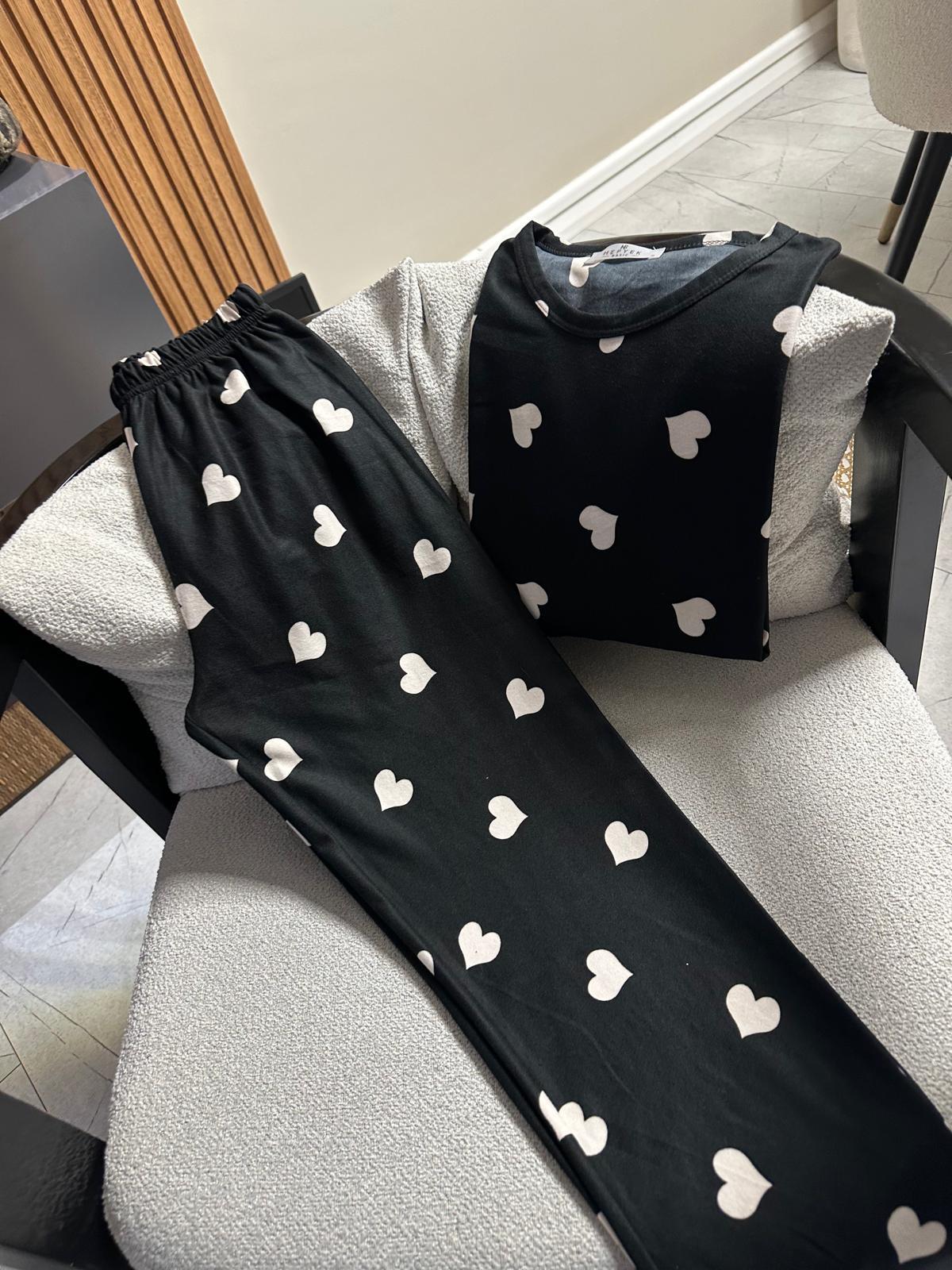 Lamelif Kalp Detaylı Pijama Takımı