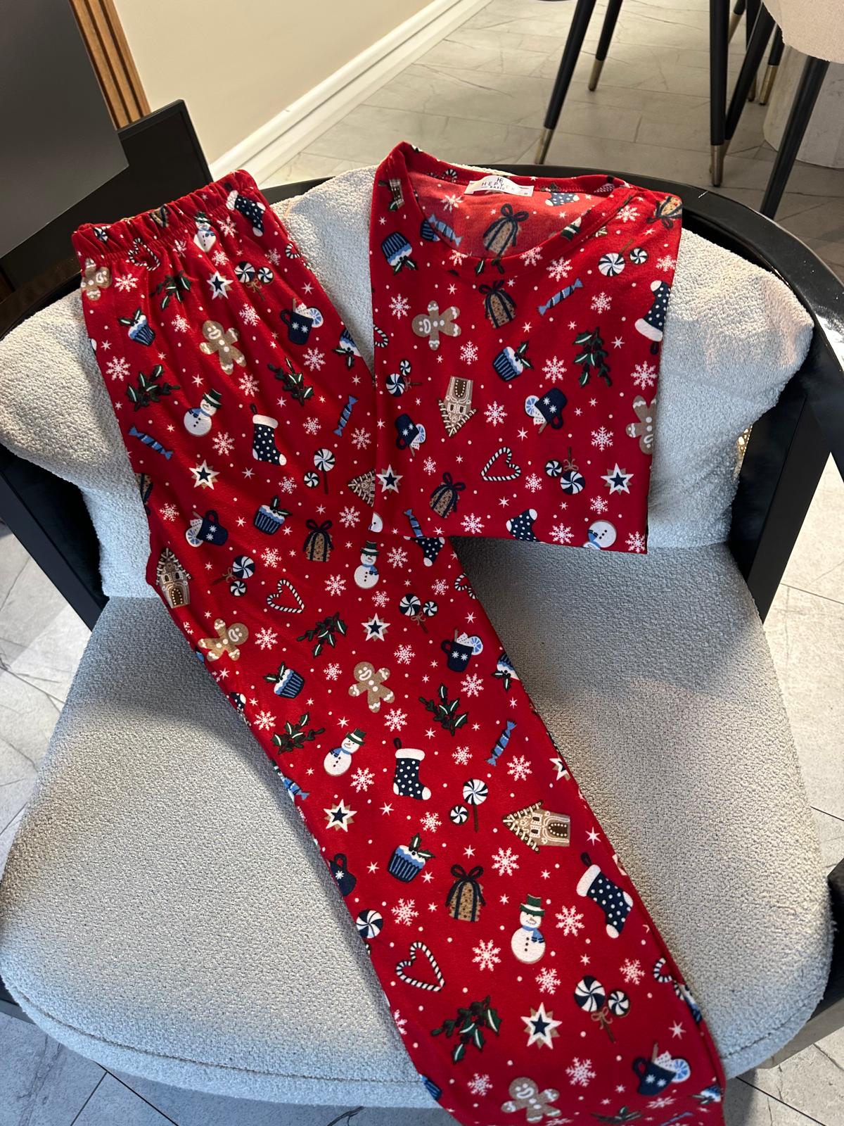 Lamelif Yılbaşı Temalı Pijama Takımı