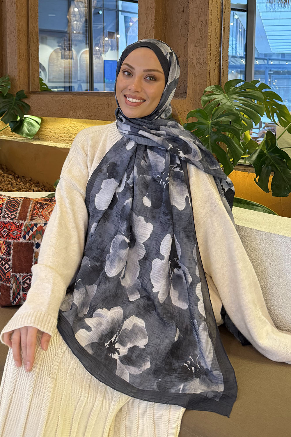 Lamelif Batik Desen Müslin Şal Antrasit