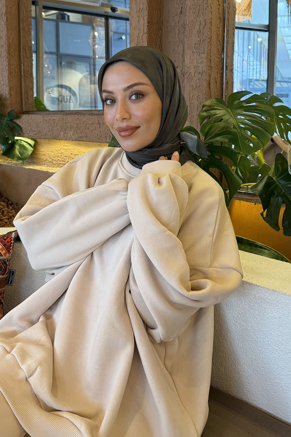 Lamelif Bulut Desen Soft Eşarp Asker Yeşili