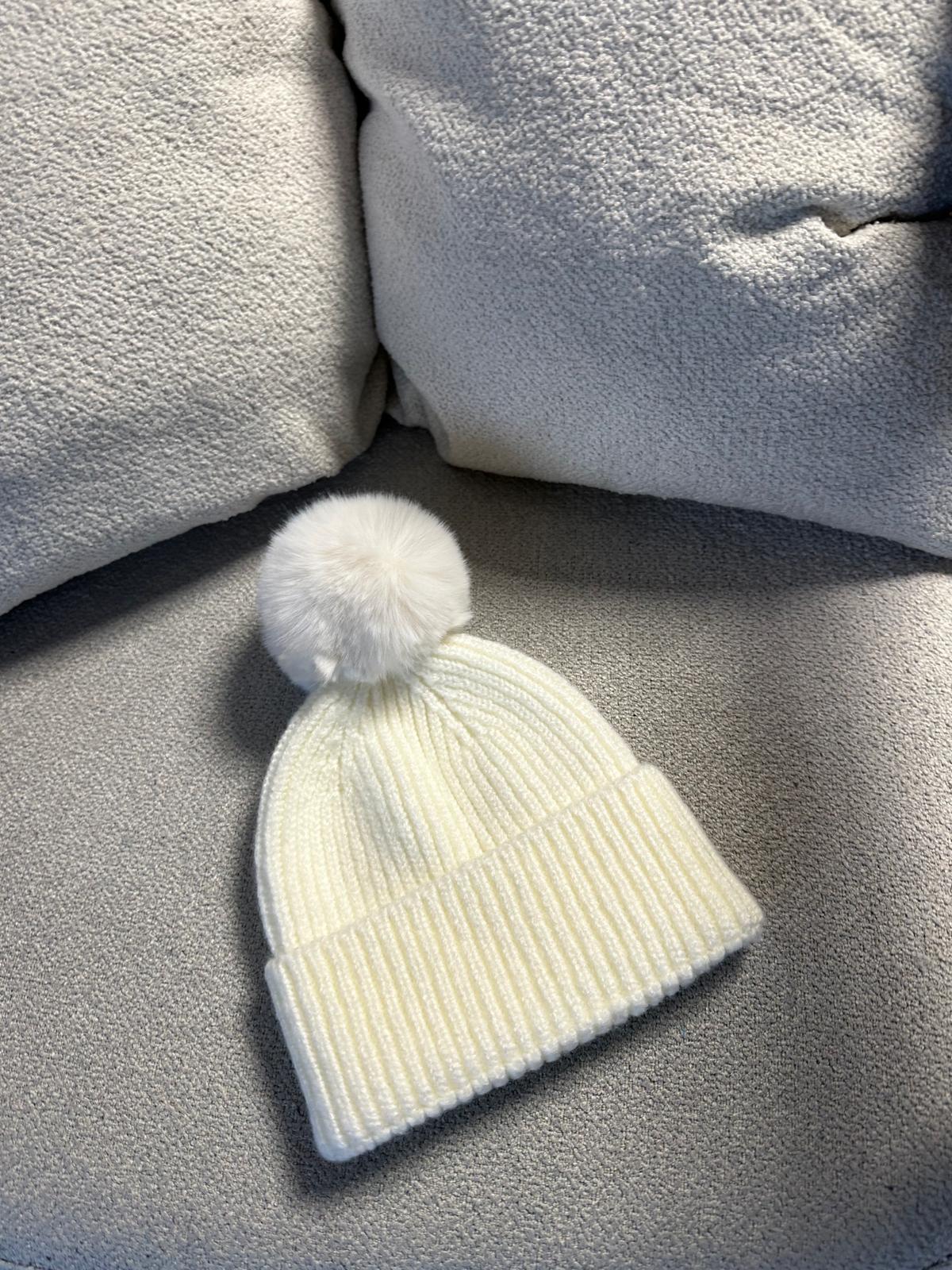 Lamelif Ponponlu Kadın Bere