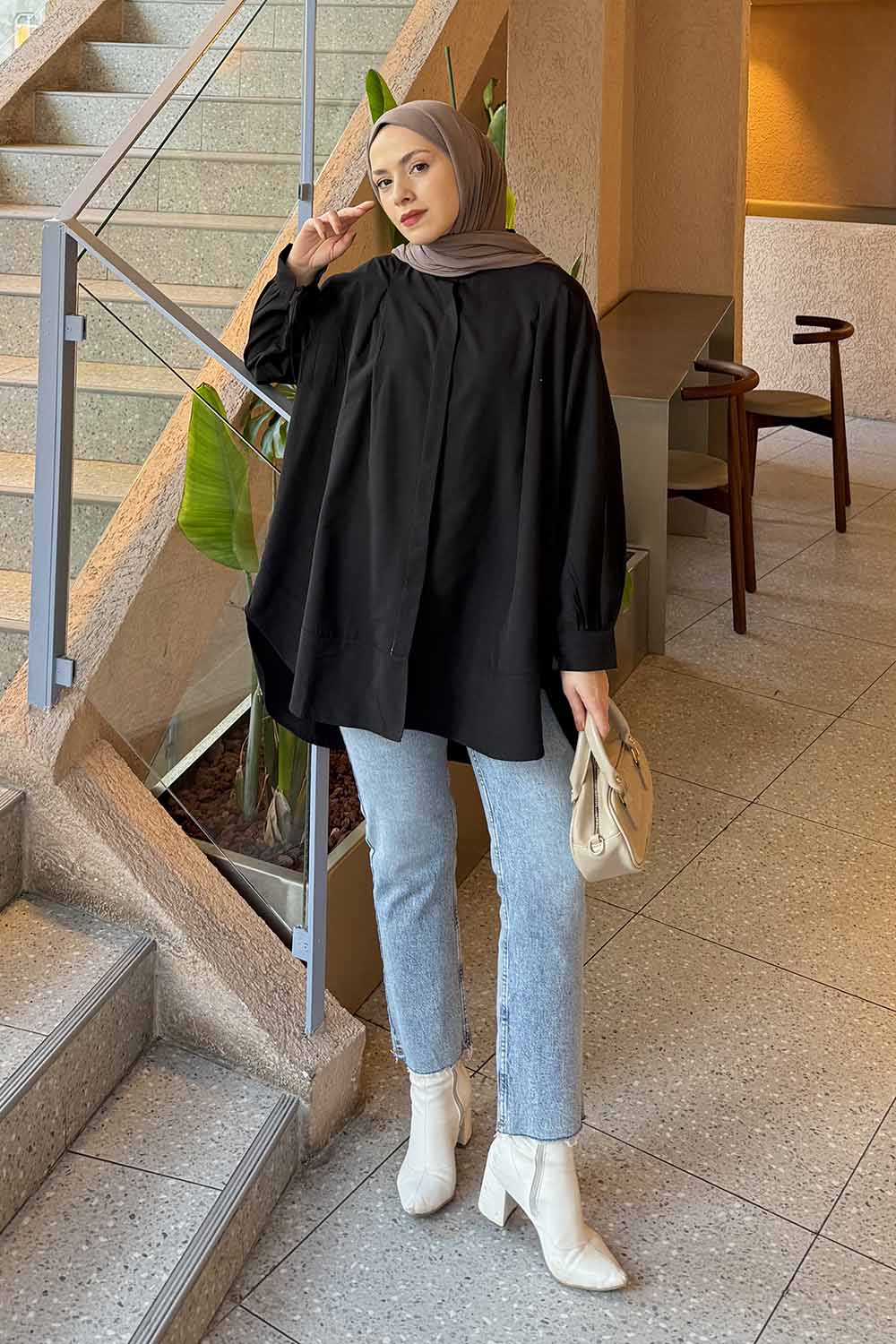 Lamelif Manşeti Biyeli Tunik Siyah