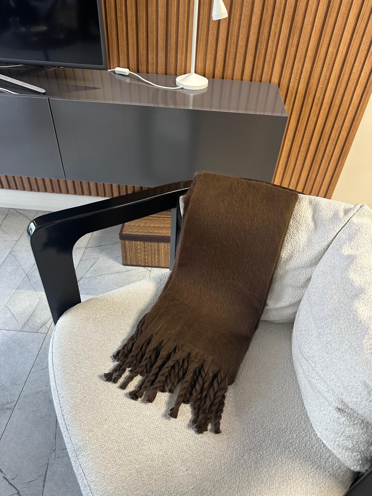 Lamelif Kadın Örgü Püsküllü Atkı Şal