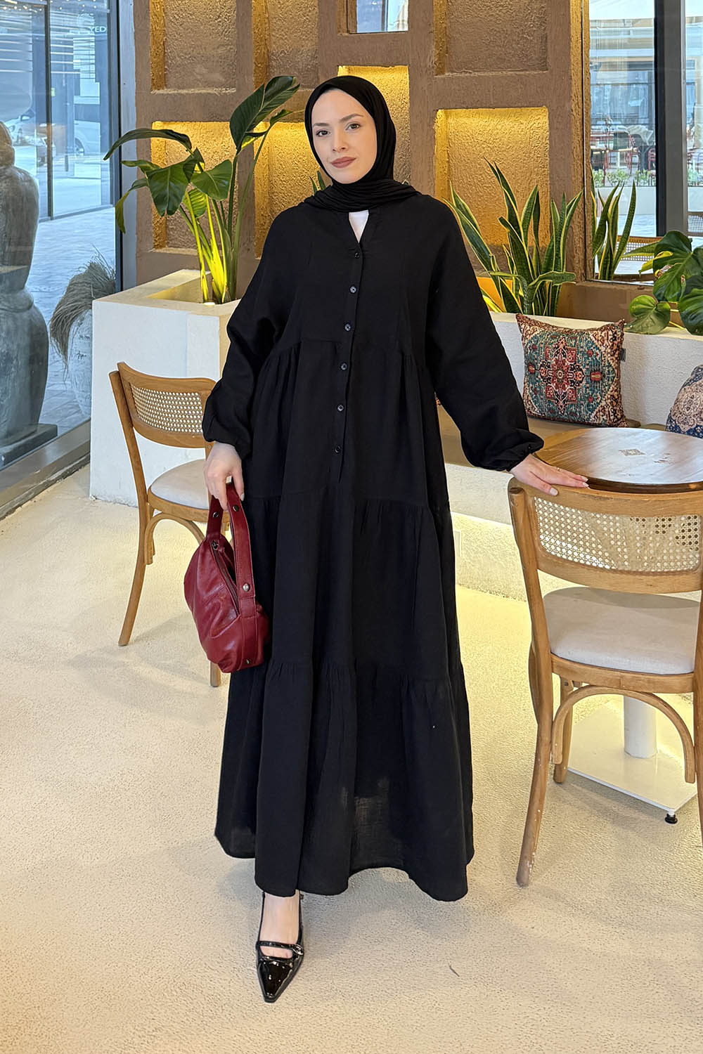 Lamelif Ön Yarım Düğme Detaylı Müslin Kumaş Tesettür Elbise Siyah