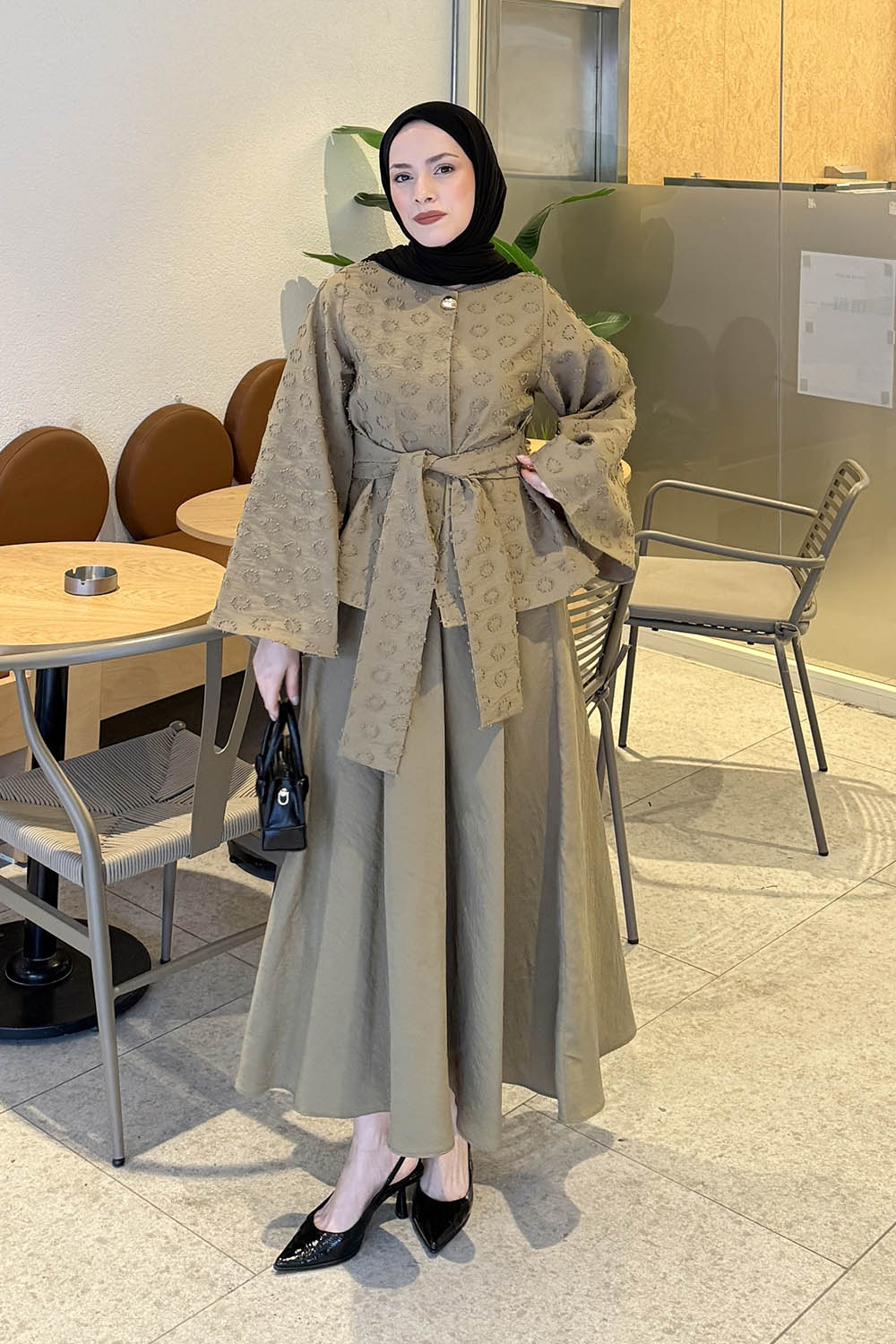 Lamelif Etekli Bağlamalı Takım Yağ Yeşili