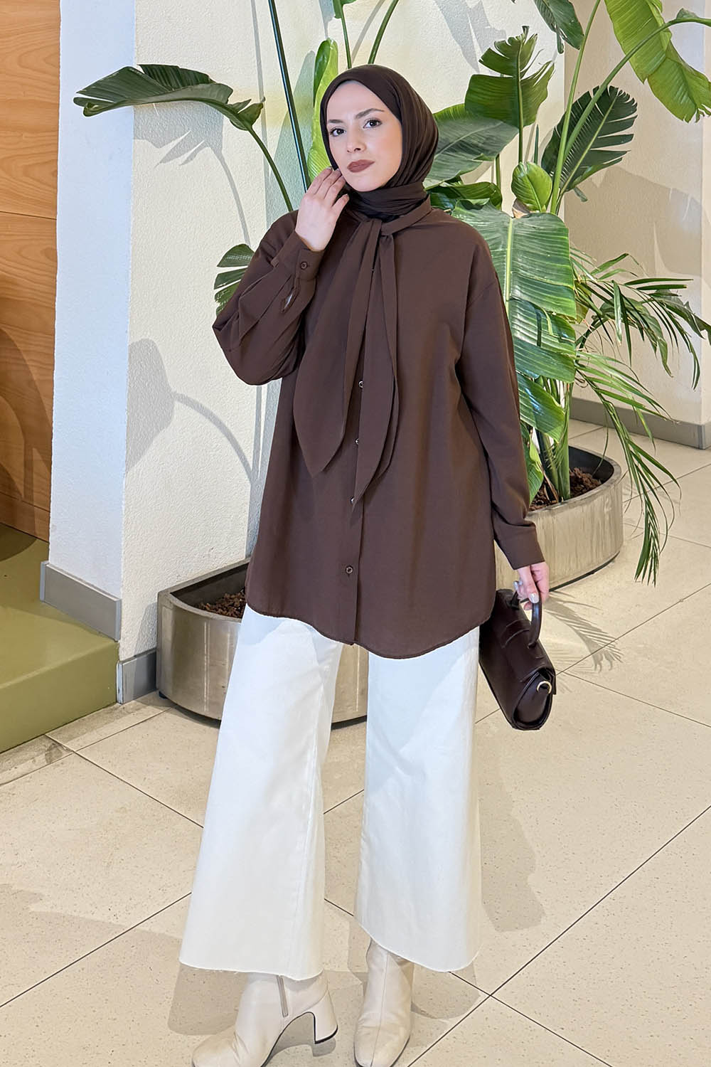 Lamelif Fular Detaylı Gömlek Acı Kahve