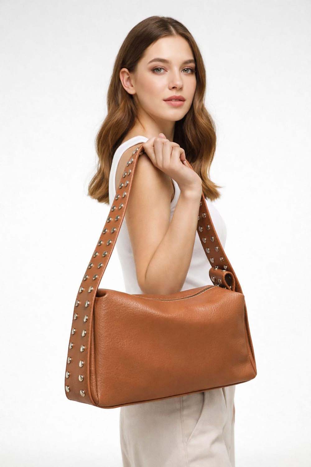 Lamelif Gümüş Nokta Detaylı Kadın Yumuşak Deri Kadın Çanta Taba