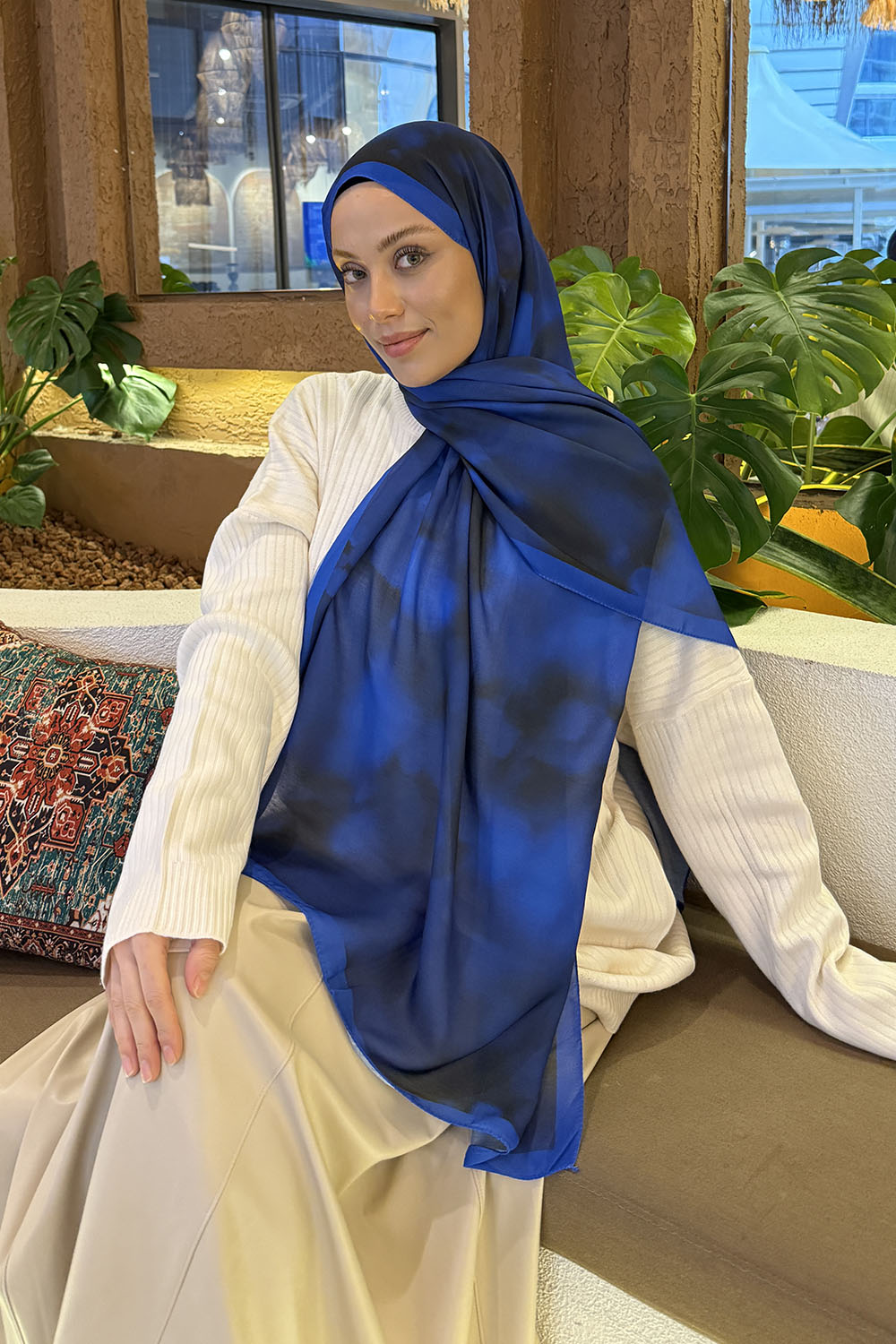 Lamelif Batik Desen Soft Şal Saks Mavisi