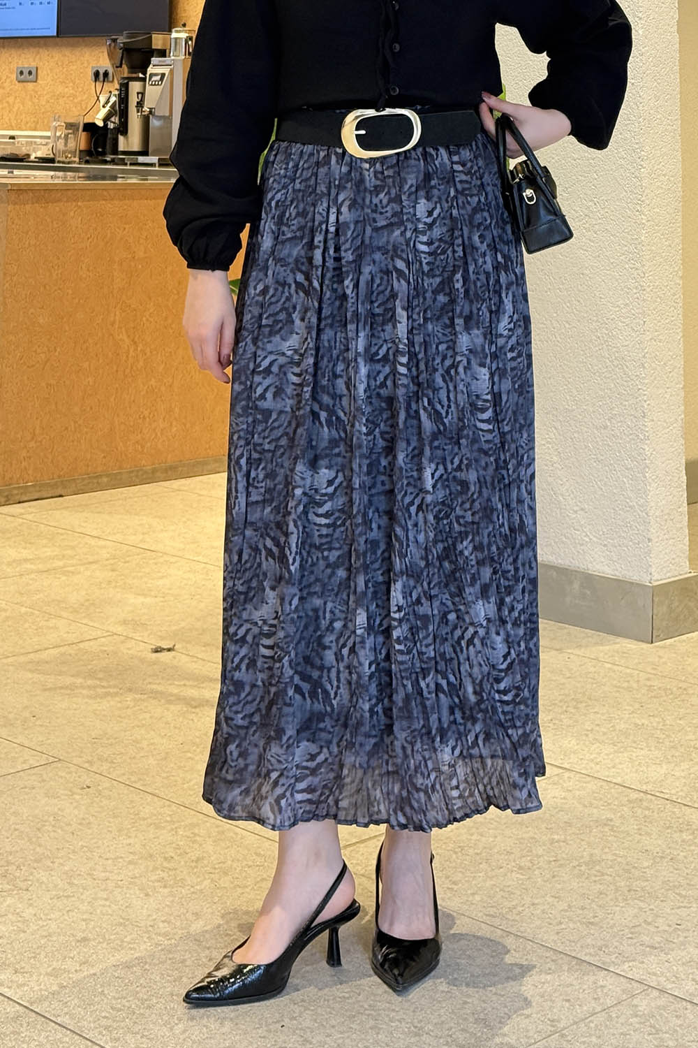 Lamelif Desenli Piliseli Etek Füme