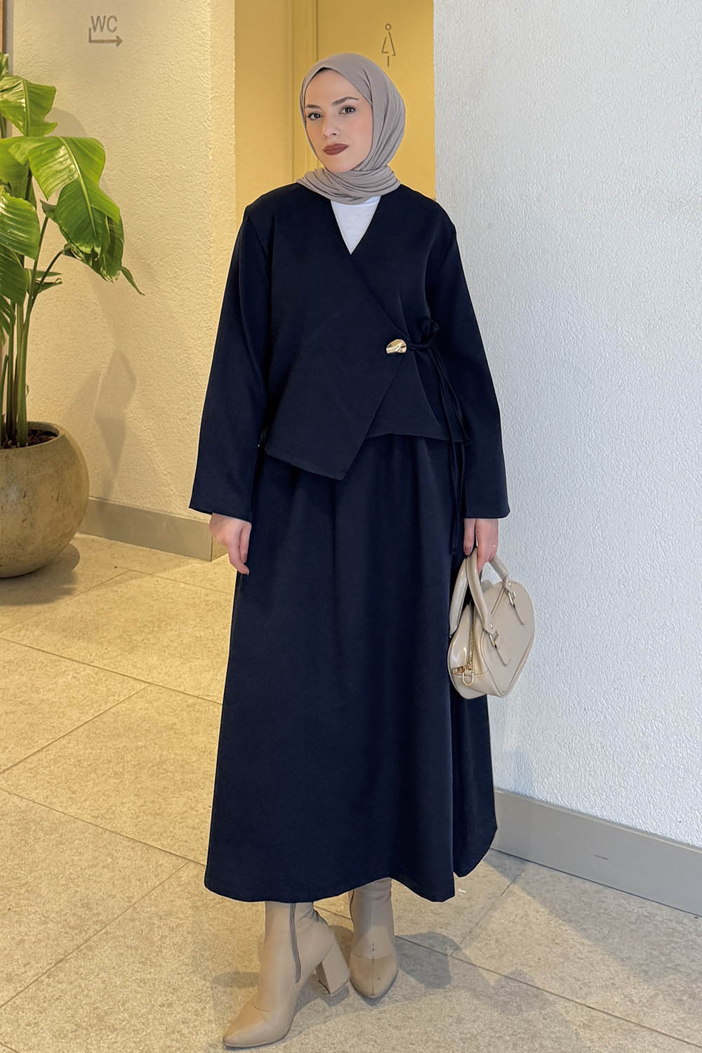 Lamelif Yan Bağlama Detaylı Etekli Takım Lacivert