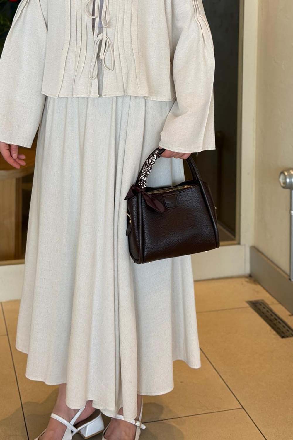 Brown With Zipper Skin Hand Bag Arm Bag Bag