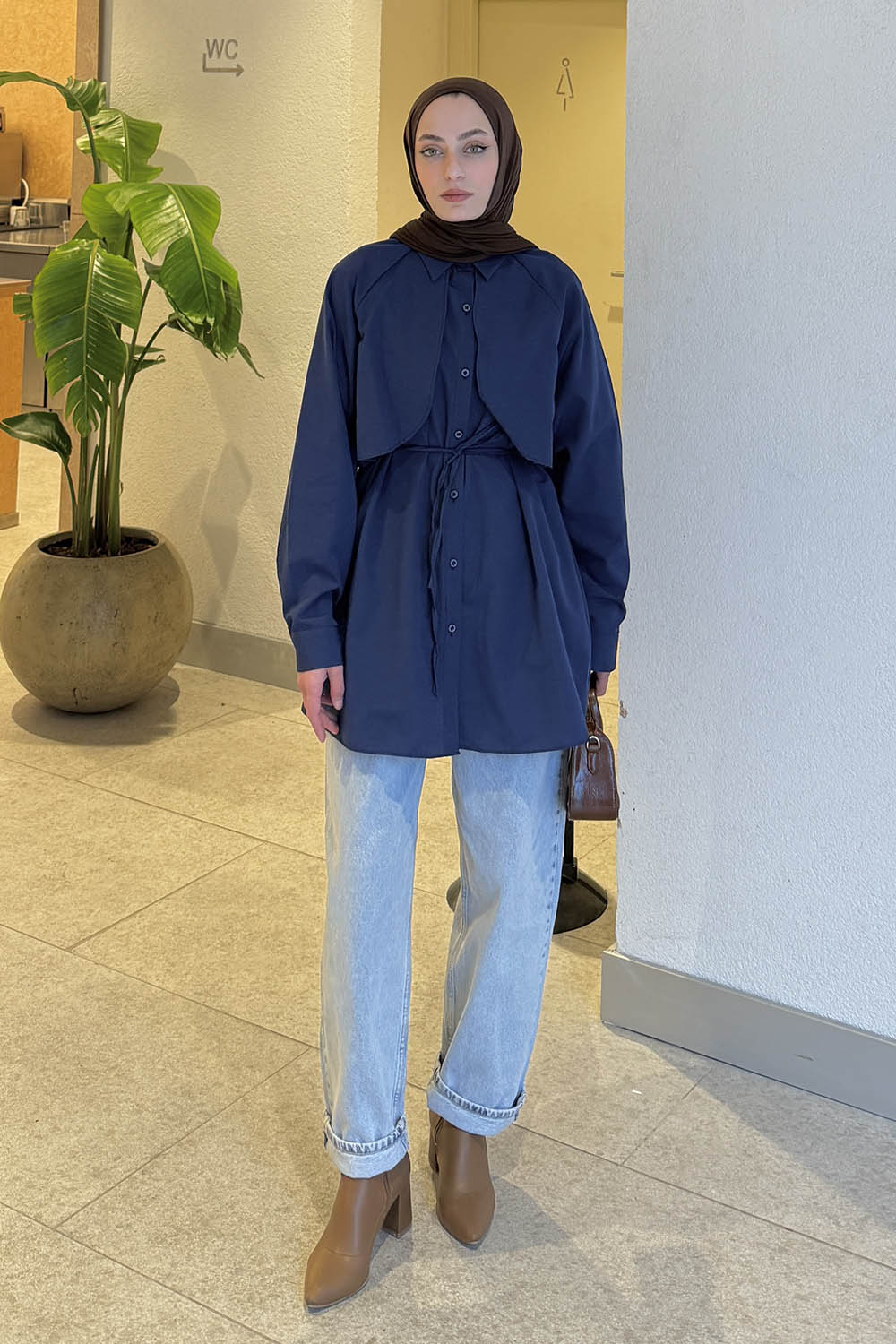 Lamelif Pelerin Detaylı Gömlek Lacivert