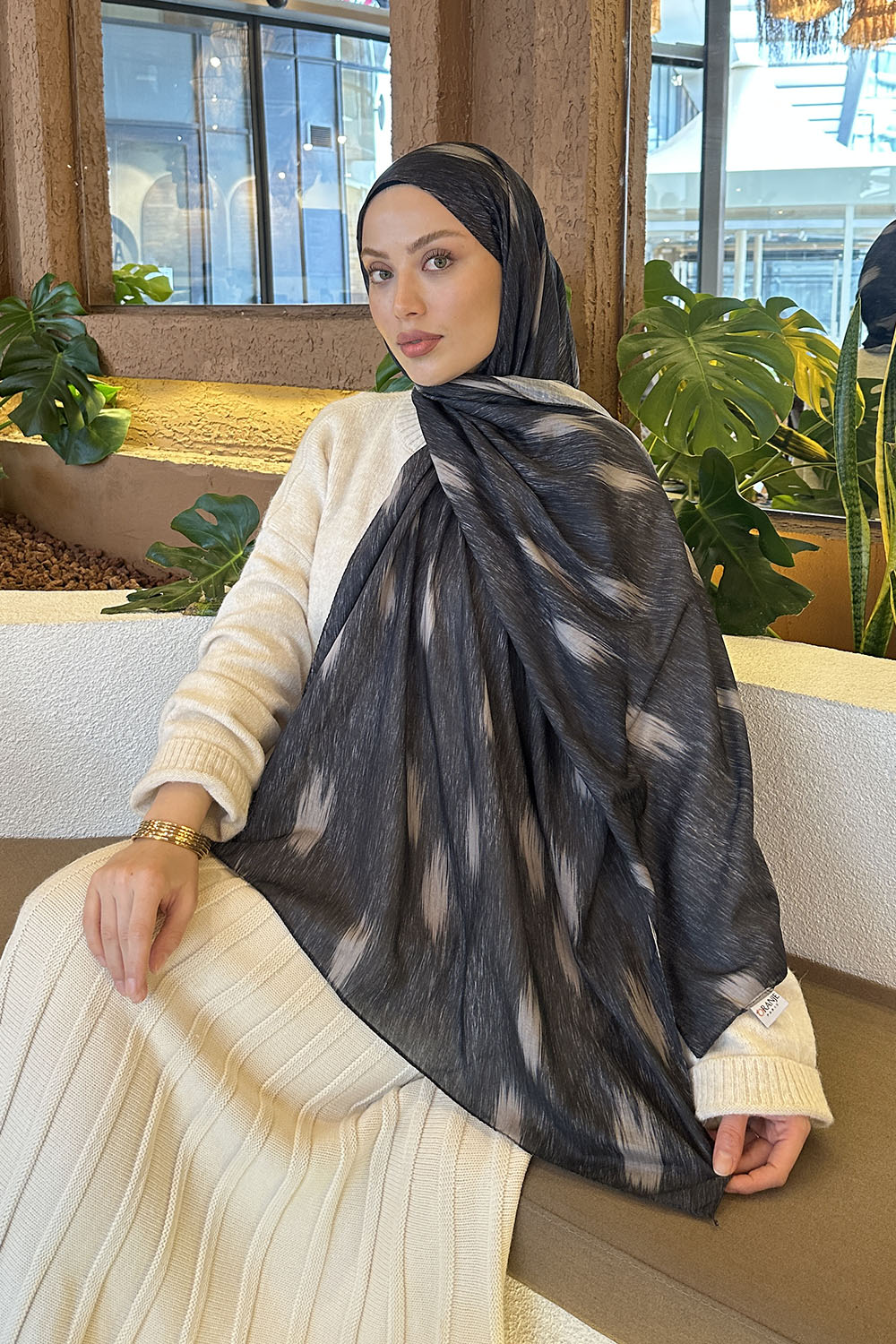 Lamelif Ceylan Desen Soft Şal Füme