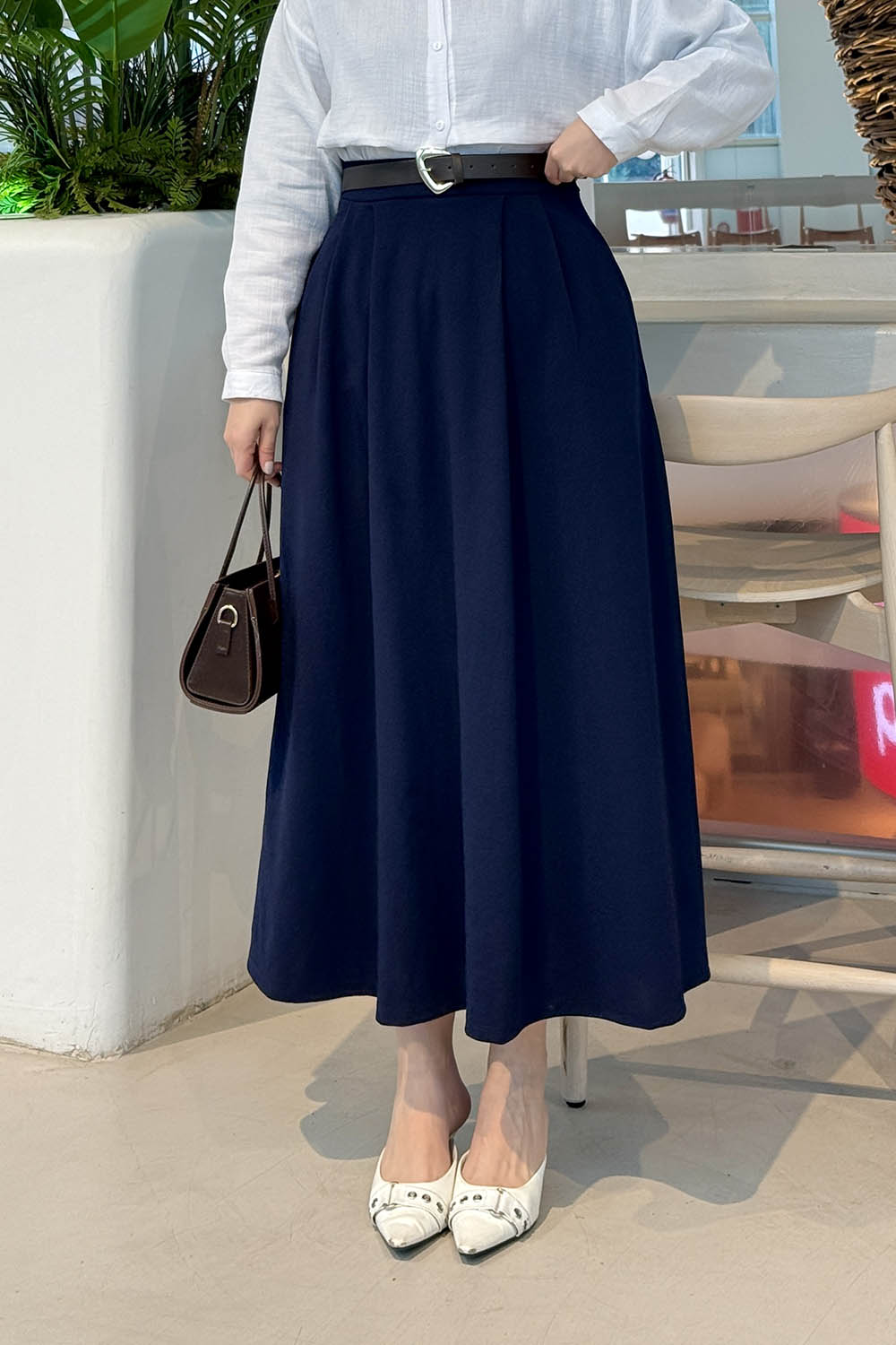 Navy Blue Crepe Fabric Pleated Skirt