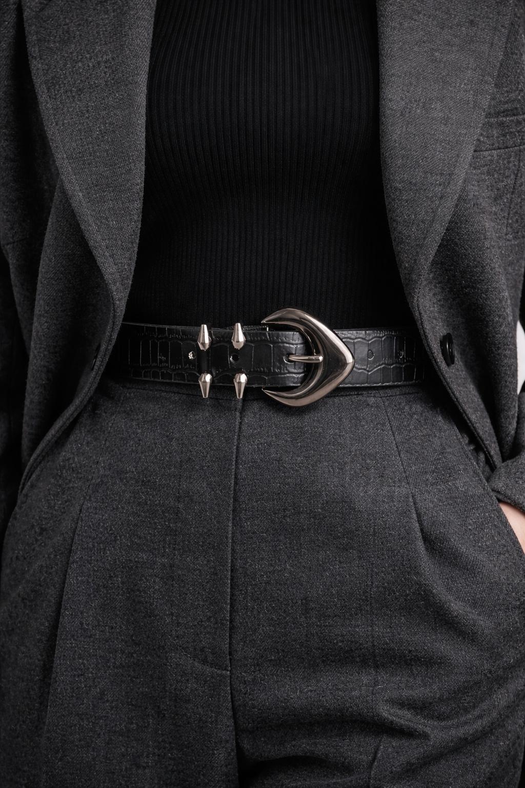 Black Buckle Skin Belt