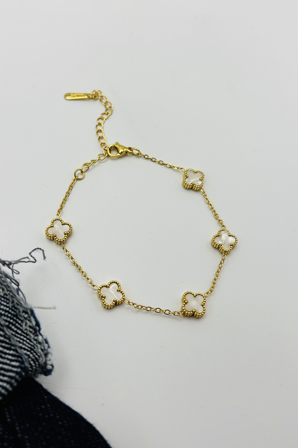 Gold Buckle Gold Straight Wristband