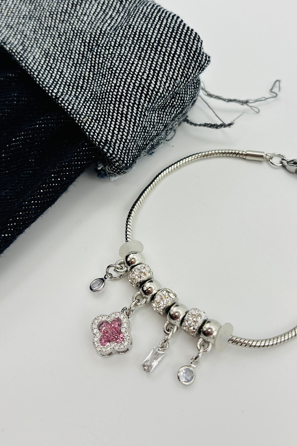 Silver Buckle Silver Straight Wristband