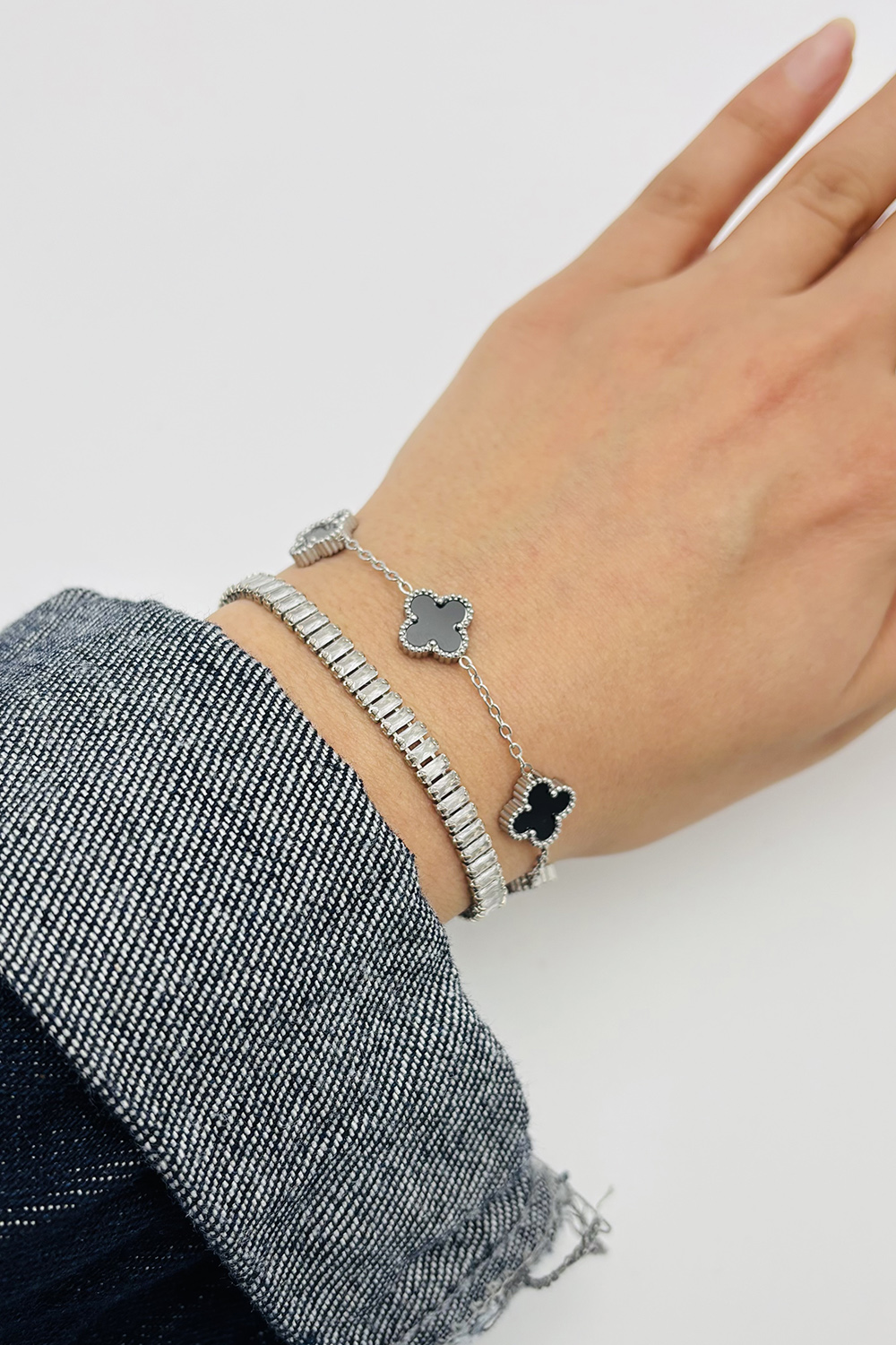 Silver Buckle Gold Straight Wristband