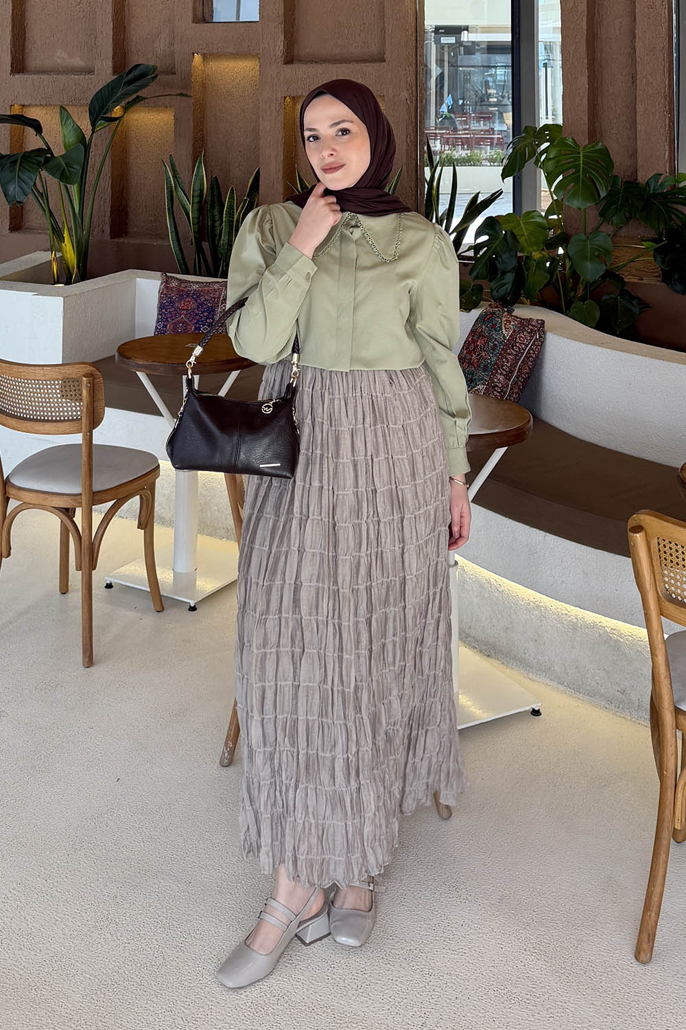 Plum Green Peter Pan Collar Long Arm Viscose Fabric Shirt