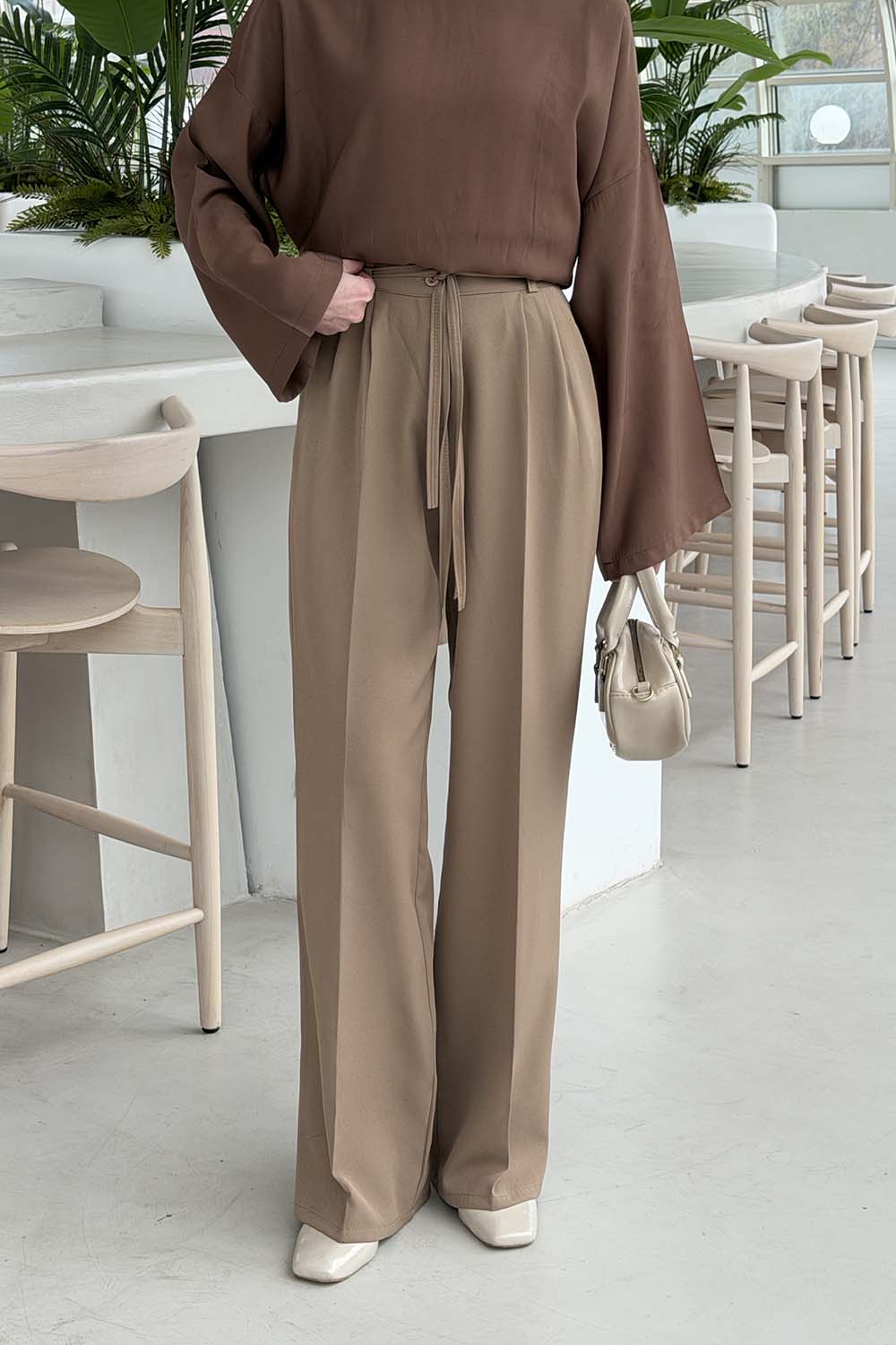 Lamelif İp Detaylı Pantolon Soft Kahve