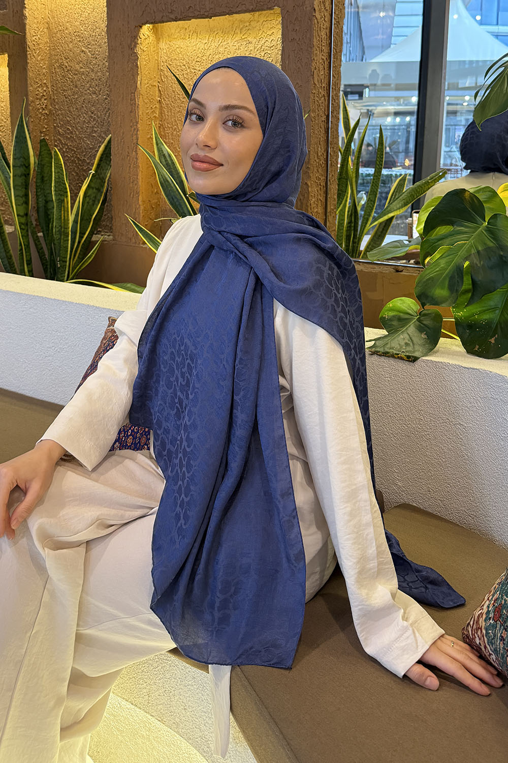 Lamelif  Bloom Desen Ayrobin Floş Jakar  Şal İndigo