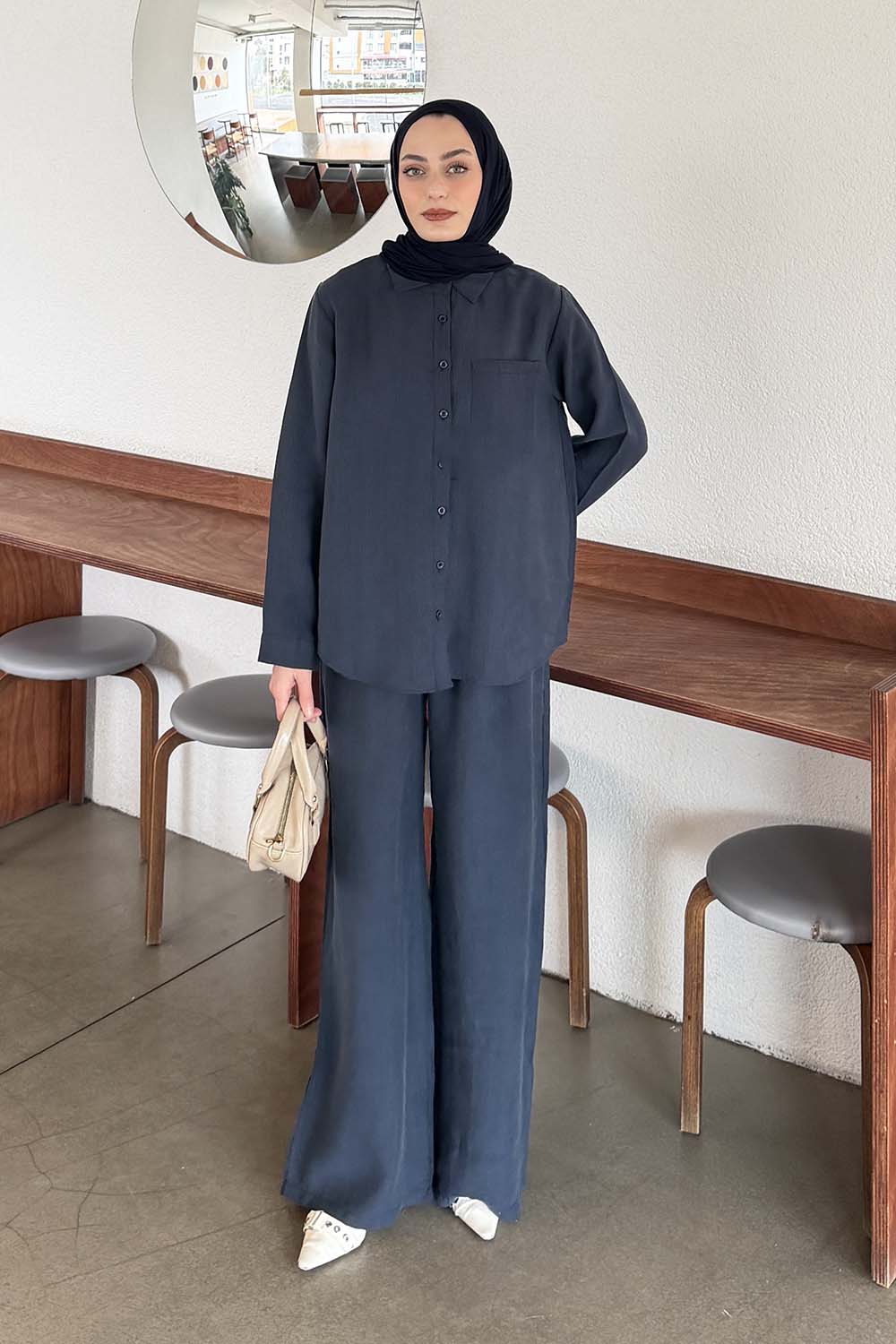 Lamelif Yaka Cepli Takım Lacivert