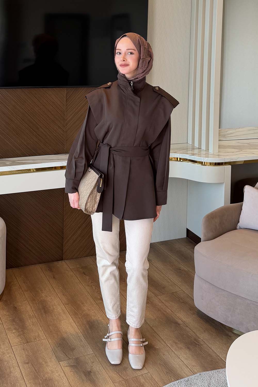 Lamelif Kol Pileli Omuz Apolelti Trenç Acı Kahve