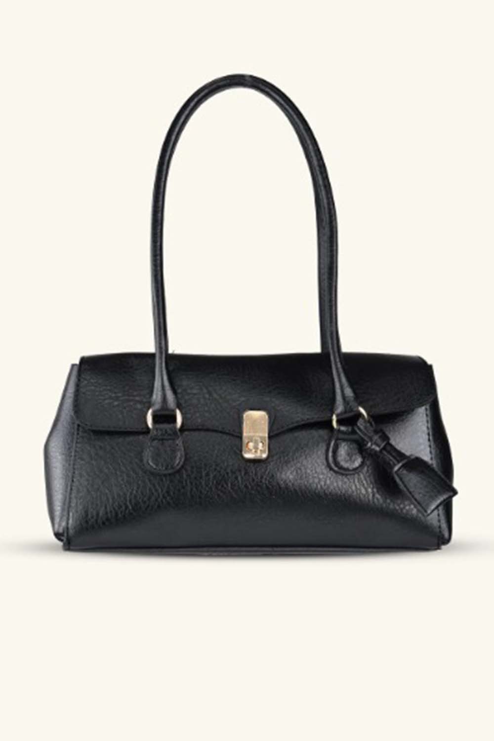 Lamelif Tokalı Deri Charmlı Yatay Klasik Omuz Çantası Siyah