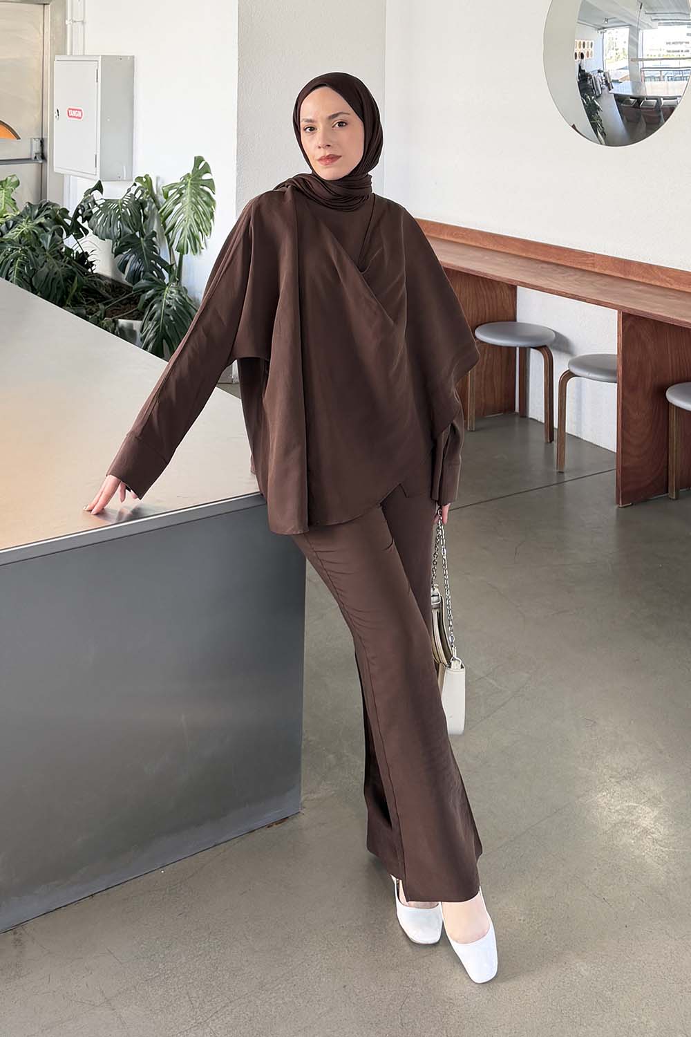 Dark Brown Scarf Neck Long Arm Modal Regular Trousers Comfortable Suit