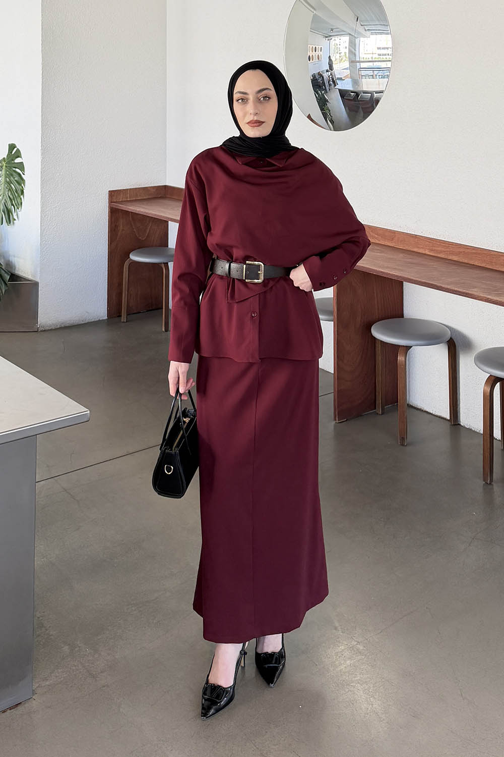 Claret Red Shirt Collar Long Arm Polyester Straight Skirt Suit