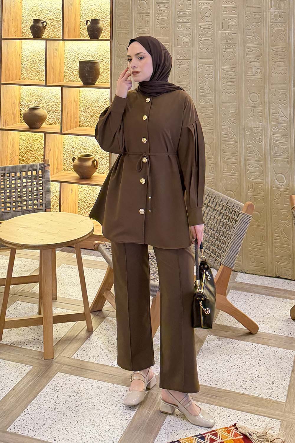 Lamelif Gold Düğme Detaylı Pantolonlu Takım Açık Kahverengi