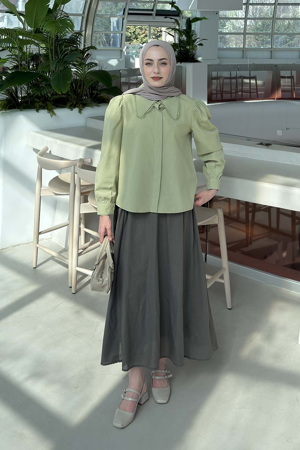 Plum Green Peter Pan Collar Long Arm Viscose Fabric Shirt