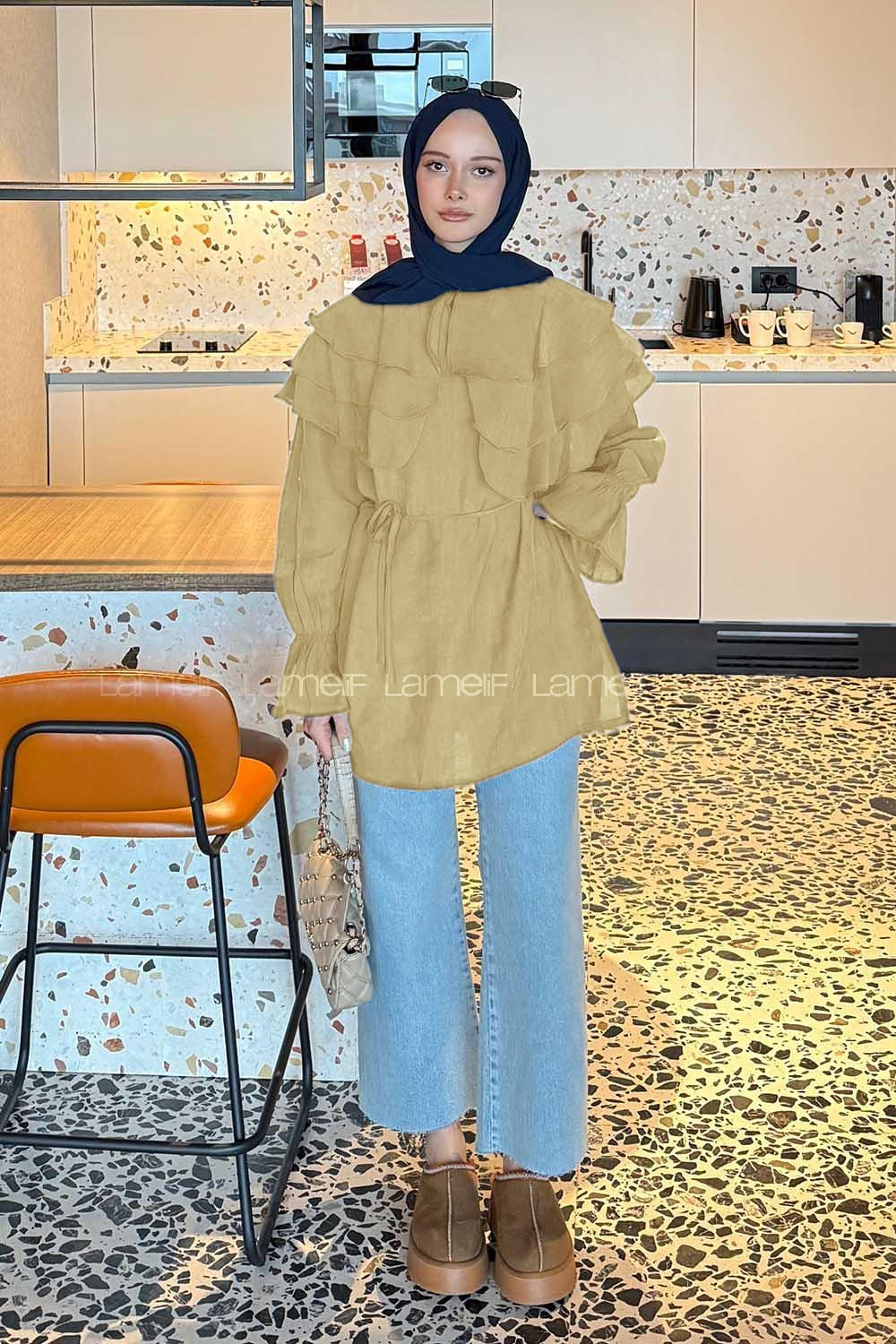 Lamelif Volan Detaylı Kol Büzgülü Gömlek Yağ Yeşili