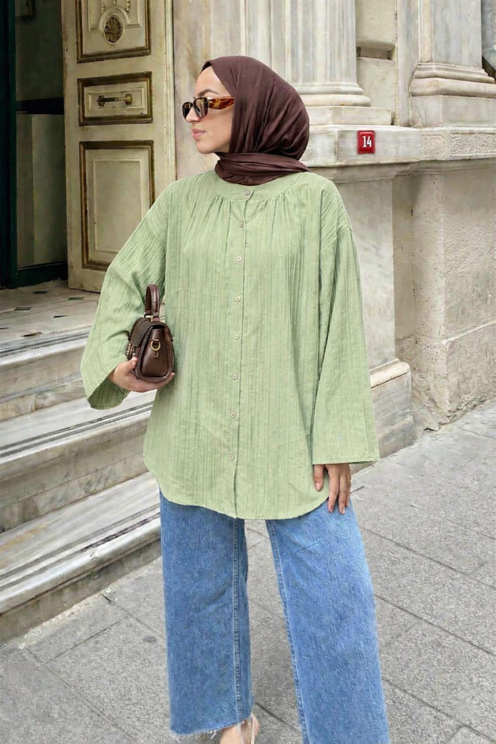 Lamelif Çizgi Detaylı Oversize Tesettür Gömlek Çağla Yeşili