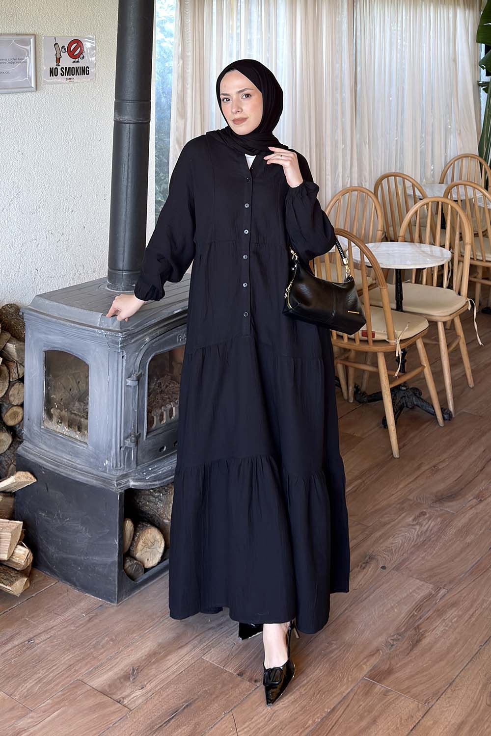 Lamelif Ön Yarım Düğme Detaylı Müslin Kumaş Tesettür Elbise Siyah