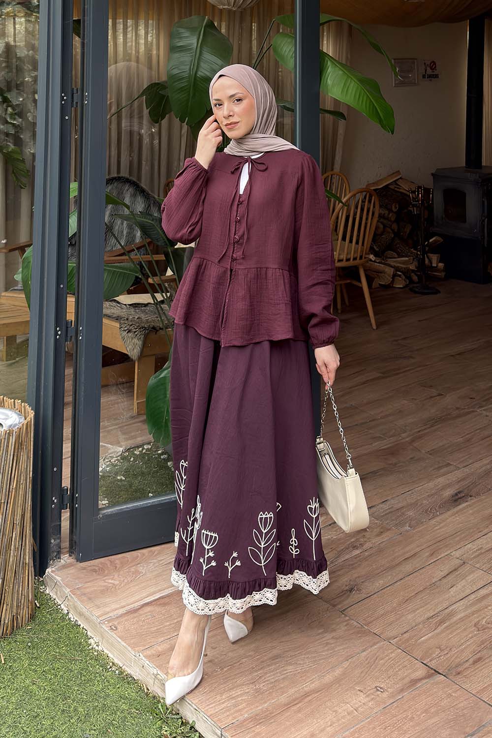 Lamelif V Yaka Kolları Lastikli Müslin Tesettür Gömlek Mürdüm