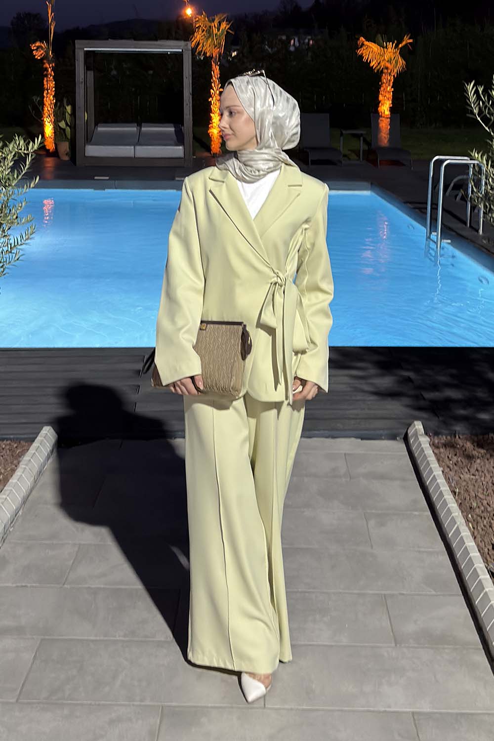 Lamelif Bağlama Detaylı Kruvaze Kapama Pantolonlu Takım Mint Yeşili