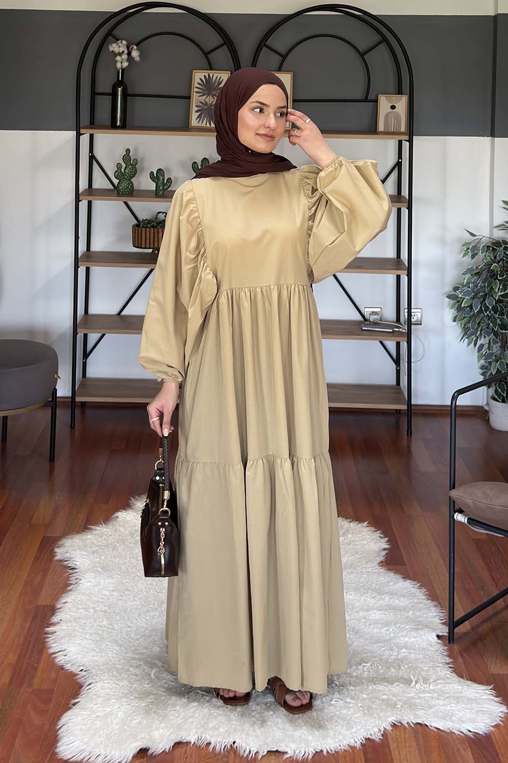 Lamelif Balon Kol Katlı Tesettür Elbise Taş Rengi