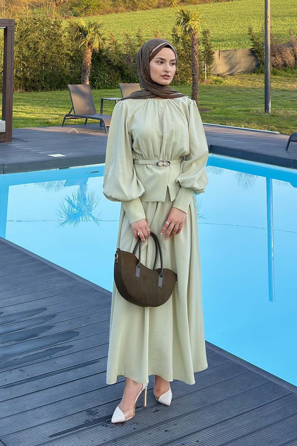 Lamelif Büzgü Detaylı Kemerli Etekli Takım Mint Yeşili