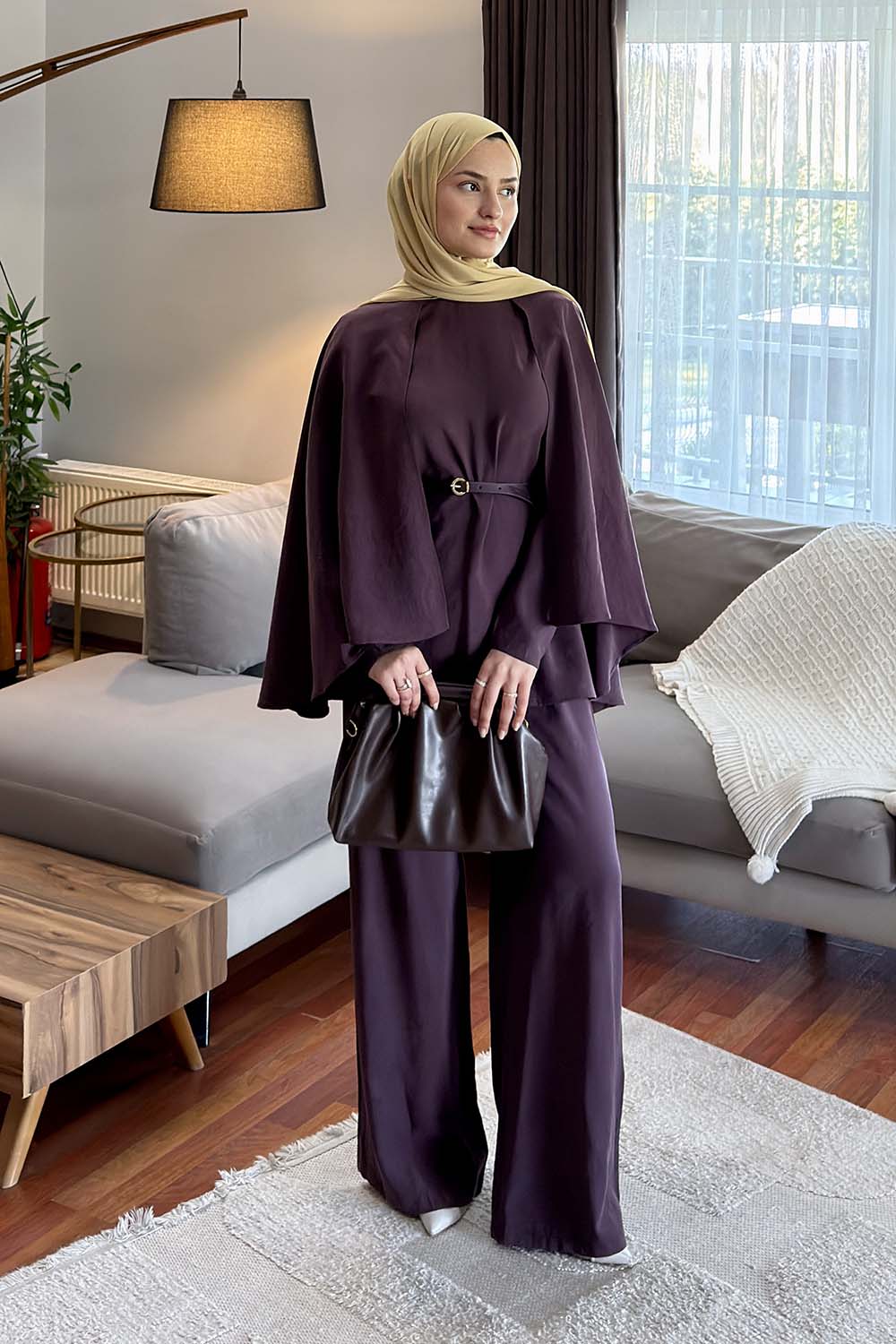 Lamelif Pelerinli Pantolonlu Takım Mürdüm