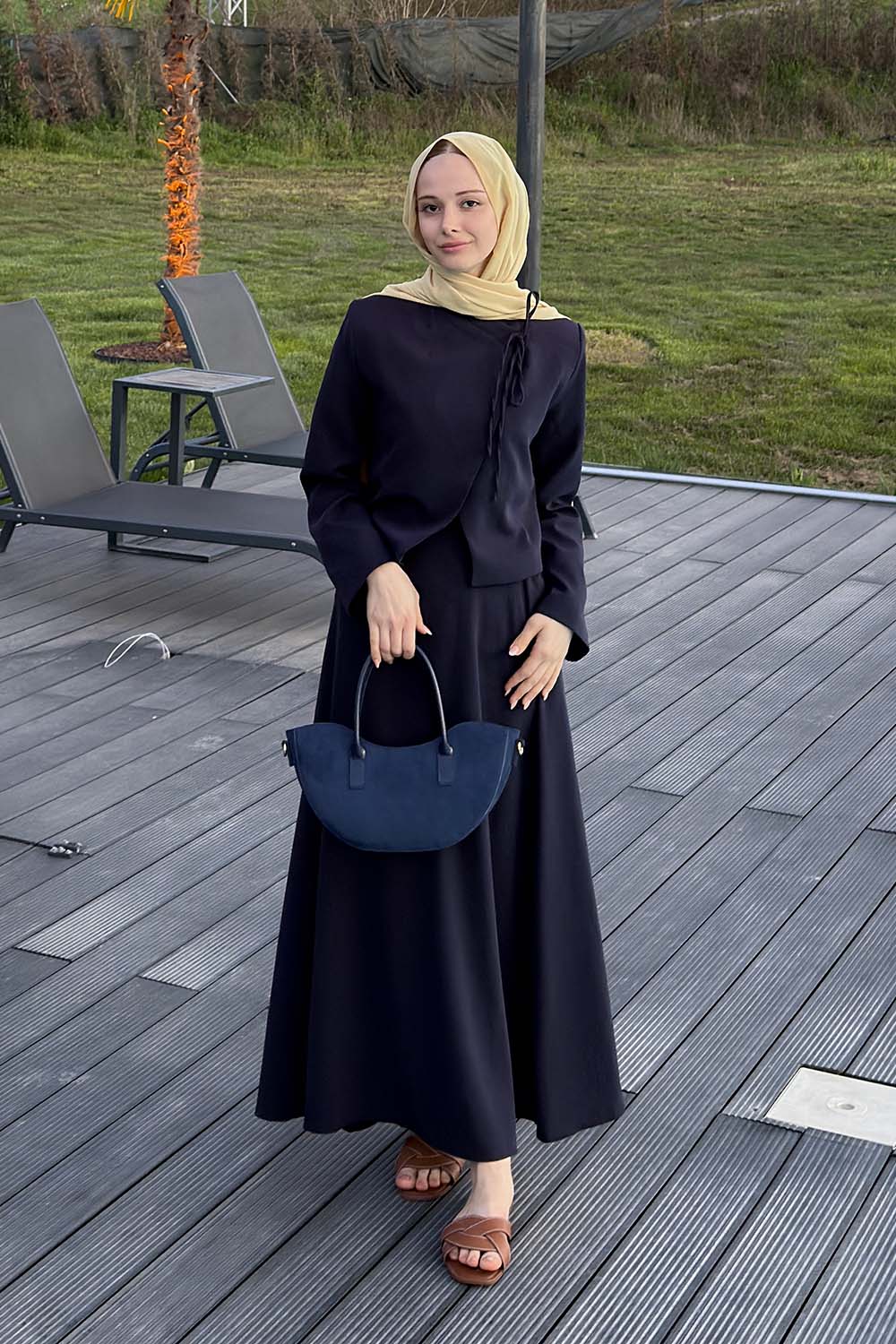 Lamelif Yaka Bağlama Detaylı Ceket-Etek Takım Lacivert