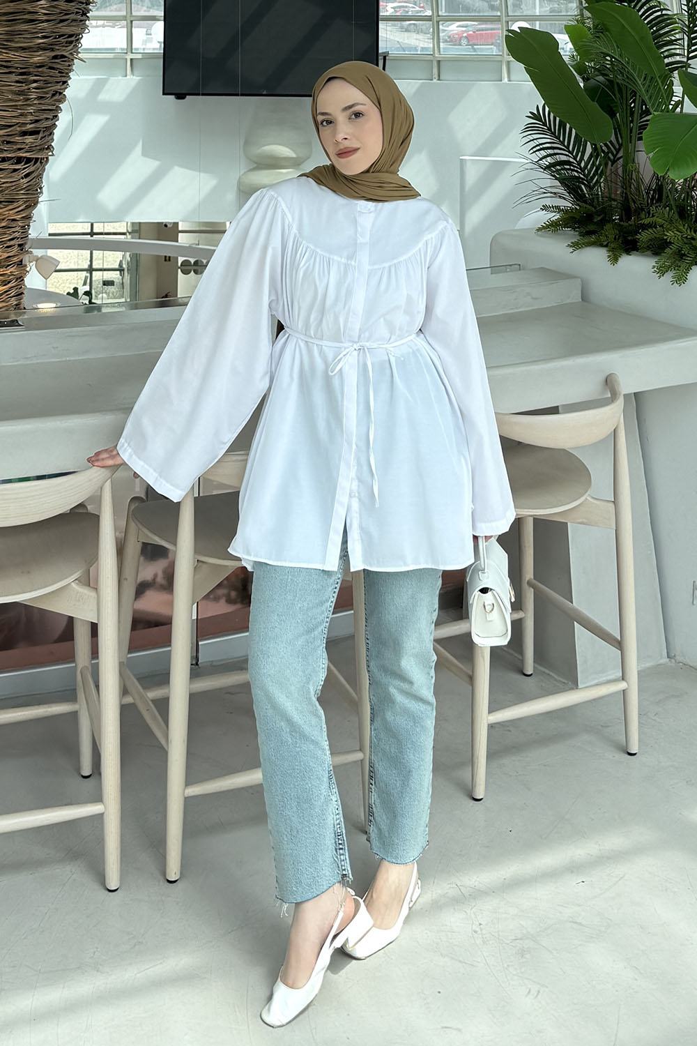 Lamelif Bağlama Detaylı Tesettür Gömlek Beyaz