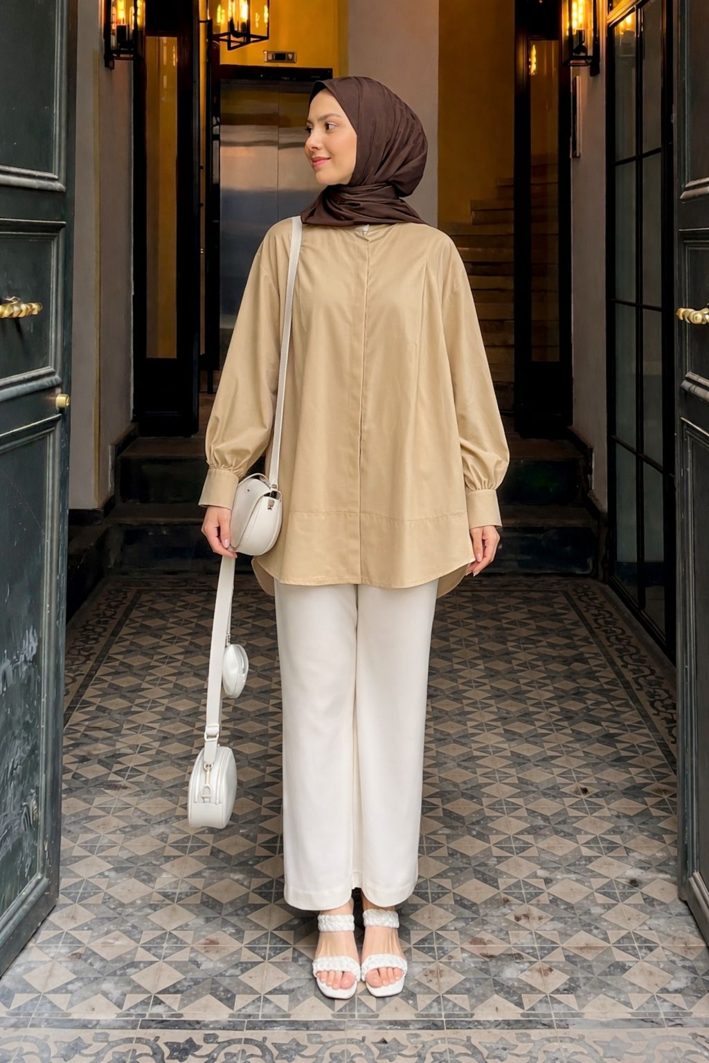 Lamelif Manşeti Biyeli Tunik Krem