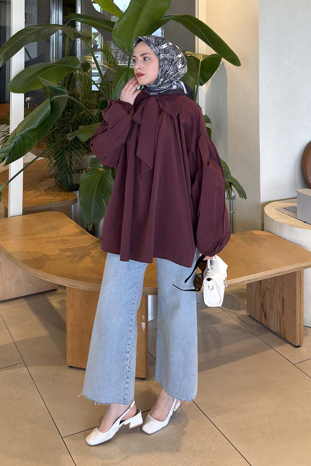 Lamelif Yaka Fular Detaylı Gömlek Mürdüm